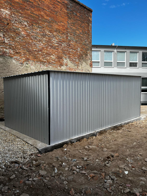 Plechová garáž 3x5m zosilnená konštrukcia 4